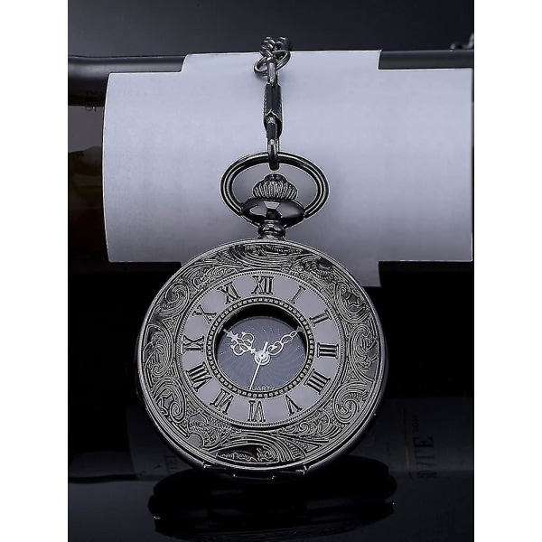 Vintage roomalaisilla numeroilla mittakaavallinen watch ketjulla