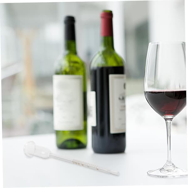 Alkoholmätare med glashydrometer och mätkopp