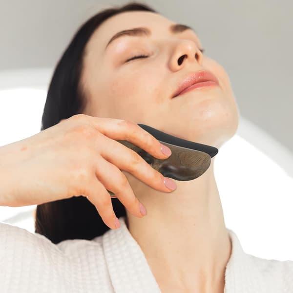 Træ ansigts Gua Sha massagebræt til muskelafslappende sandeltræ Gua Sha værktøjer manuel