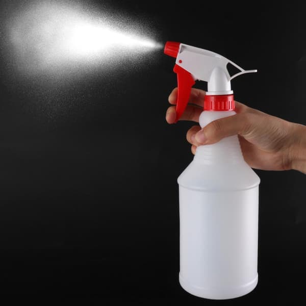 2 st återanvändbara tomma sprayflaskor i plast med justerbart spraymunstycke fin dimma