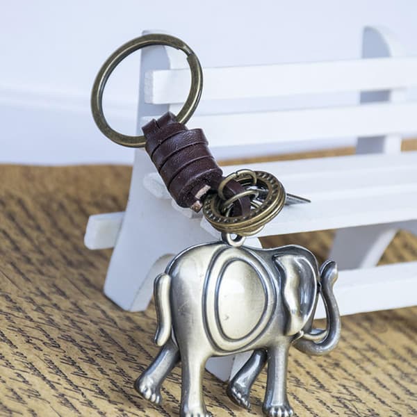 Solid nøkkelring elefant anheng nøkkelringer solid kraftig legering med jernring brun sjarmerende smart