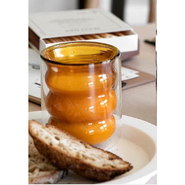 Kreativ dobbeltlags kaffekopp med varmeisolasjon