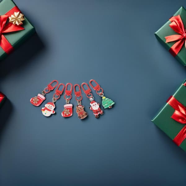 24 st julnyckelringar set ren tomte snögubbe träd pepparkaksgubbe hängande prydnader