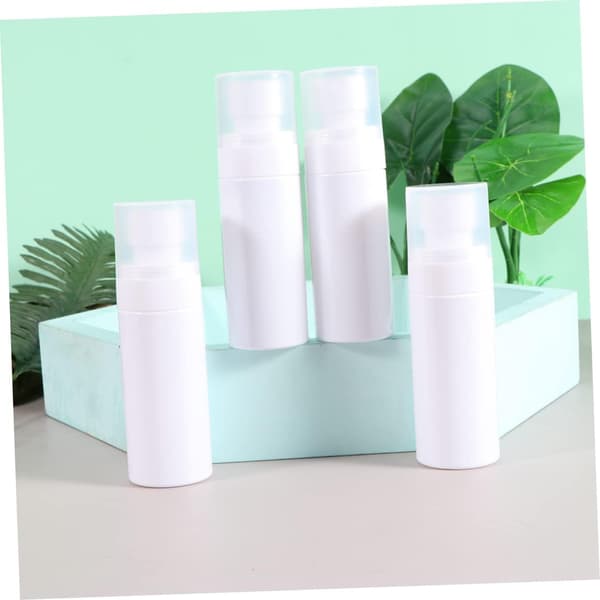4st Mini Parfym Atomizer Vattensprayflaskor Resesprayflaskor för Smink