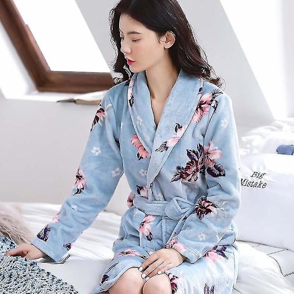 Talvinen lämmin naisten plus-kokoinen korallivillainen pyjamamekko