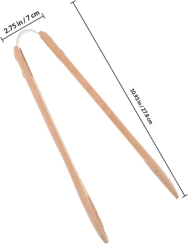 Serveringsredskap i tre med ergonomisk design og bruddmotstand, brunt tre