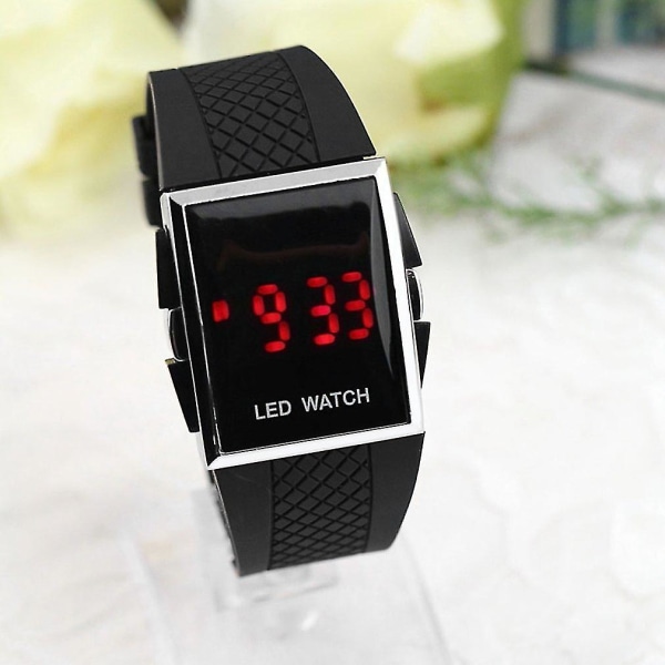 Unisex Sport digitaalinen LED- watch Day Date silikoni lapsille