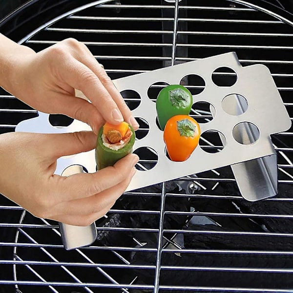 Jalapeno Grillstativ i Rustfritt Stål Grillholder Med Kjernefjernerverktøy 18 Hull Rustfritt Stål Popper Holder For Tilberedning Av Pepper Kyllinglår Vinger Chilli Rack