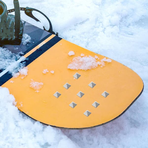 18 stk Snowboard Traction Pad Trekantede Pigger i Sinklegering Grep Utendørs Skifotgrep