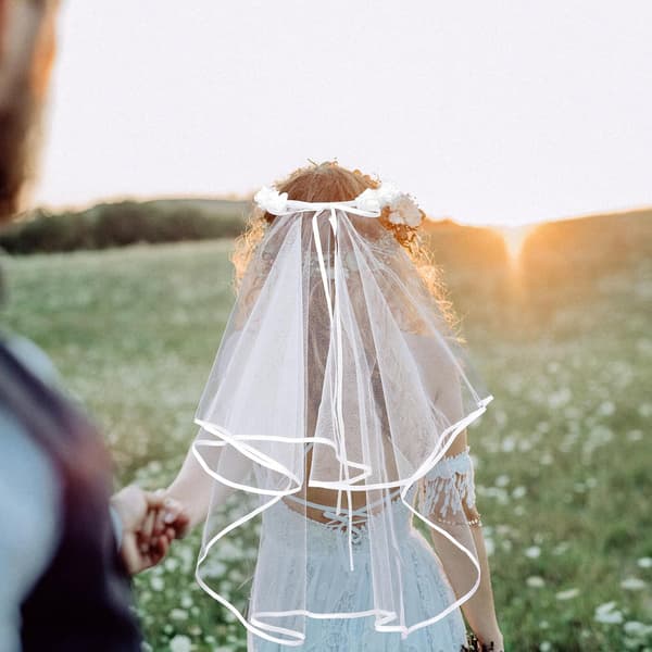 Brudeslør Gasbind Materiale Elegant med Imitert Blomsterdesign Hvit