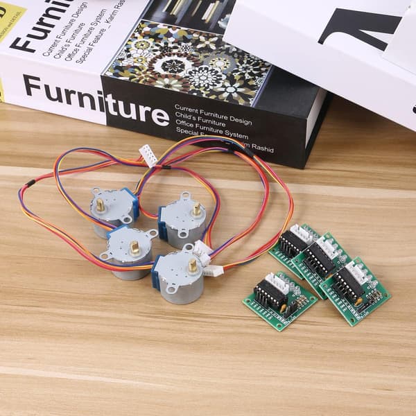 4 sett Stepper Motor og Driver Board Direkte Plug og Utviklingskort