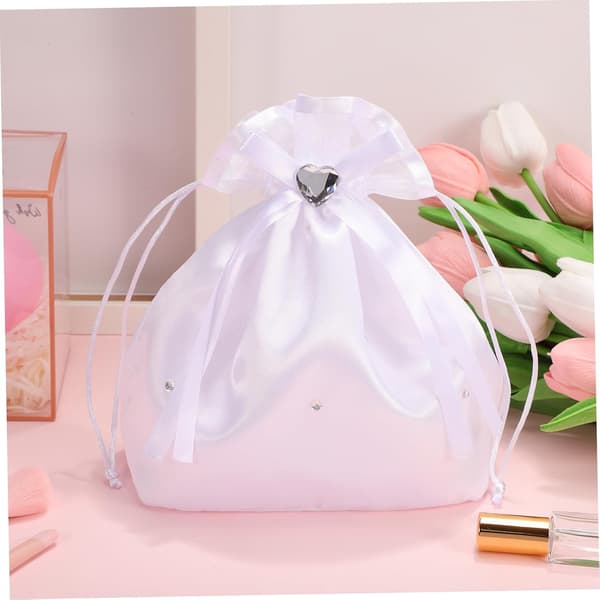 Vit Satin Blomsterdekorerad Brudtärnehandväska Elegant Brudaccessoar Pärlor Strassdetalj