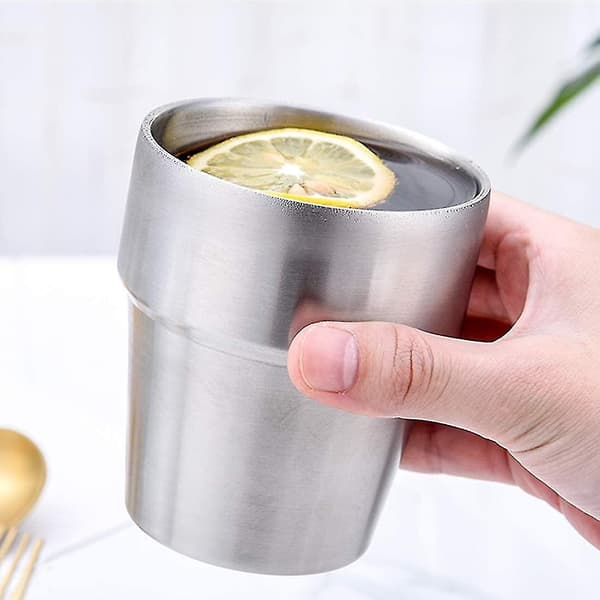 Sæt af 4 Dobbeltvæggede Isolerende Metal Kopper i Rustfrit Stål 175 Ml \\ 300 Ml Gave