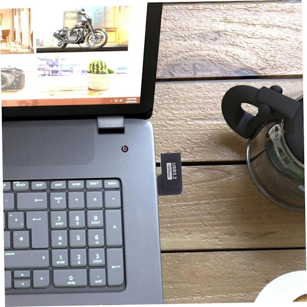 2 kpl USB 3.0 Kulmaliitinadapteri Oikeakulmainen USB-adapteri kannettavan tietokoneen liitettävyyteen