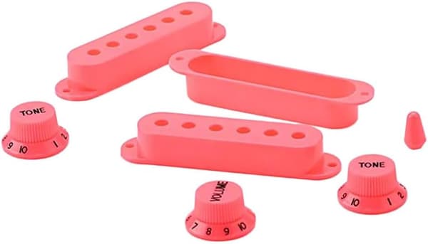 Plastskydd för pickup till gitarr, slagtåligt, enkel installation, volym- och tonkontroller