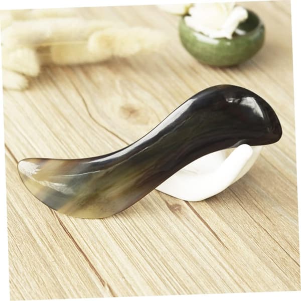 Buffelhornsskrapbräda 14 cm S-formad ansiktsmassageplatta slät yta