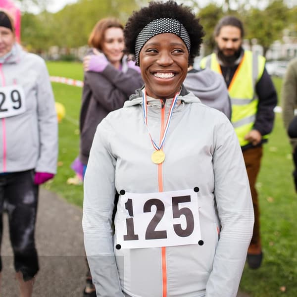 20 stk. universelle maratonnummer-spænder, sorte løbenummer-clips, løbsnummerholdere
