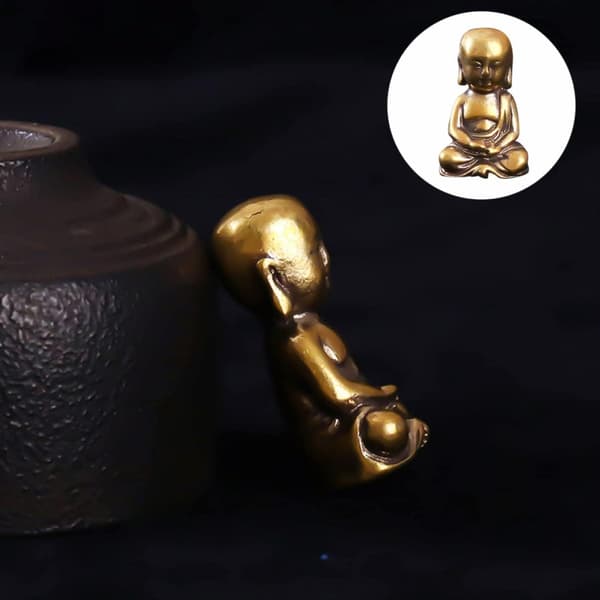 2 st retro mässing Buddha staty prydnad liten munk dekor för skrivbord antik stil heminredning