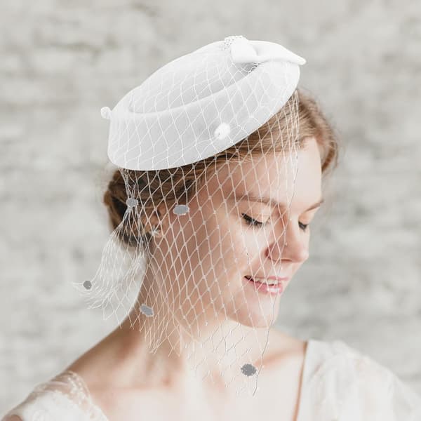 Cocktailparty tilbehørssett for kvinner, 3 stk hvit netting slørhatt med retro elastiske blondehansker