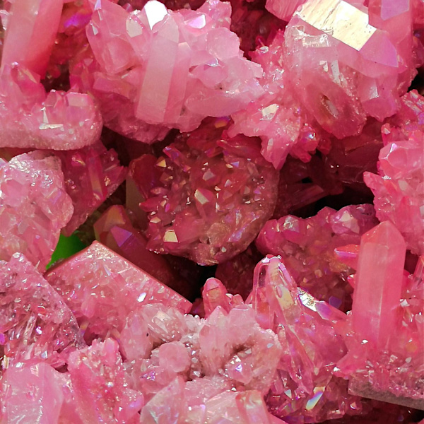 1 st Kristallkluster av Rosa Flamma Aura Kvarts