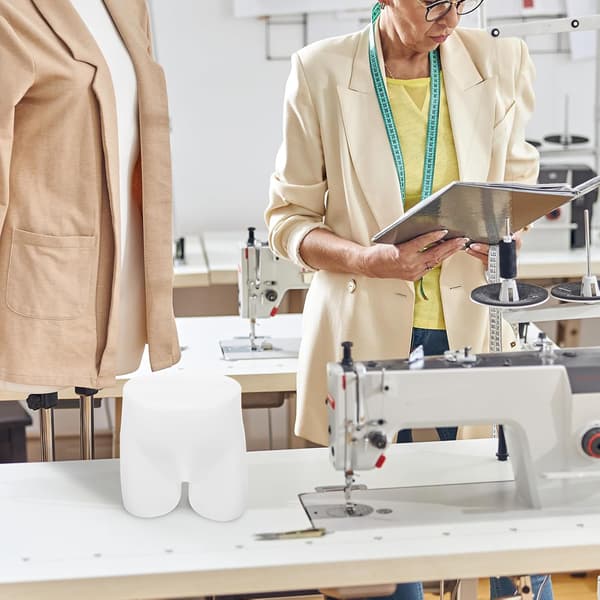 Truser Utstillingsdukke Bordplate Hoftemodell Hvit Glatt Overflate PE Materiale