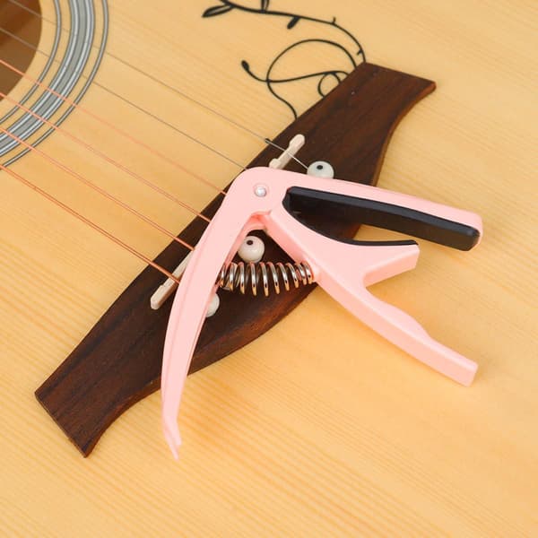 Ukulele Gitarr Universal Capo Abs och Metall Material Lätt att flytta med en hand Smidig klämfunktion Vacker inredning