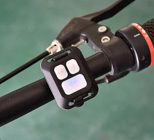 Vandafvisende cykel baglygte med 2 tilstande