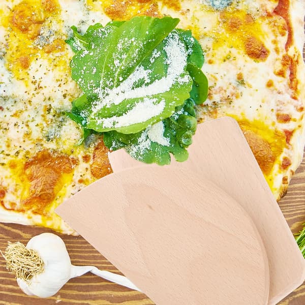 2 stk. deigkuttere i tre, halvsirkel og trapesformet bakervarer
