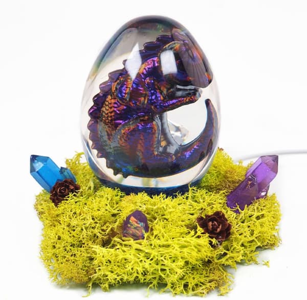 Drageegg silikonform Drage støpeform med 8 cm hvit lysbase