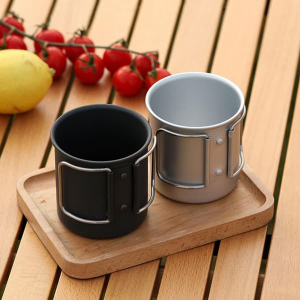 Bärbar utomhus vikbar campingmugg i aluminiumlegering, svart, metalldrickskopp