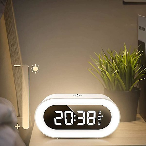Liten Färgrik LED Digital Väckarklocka med Snooze, Enkel att Använda, Fullt Justerbar Ljusstyrka
