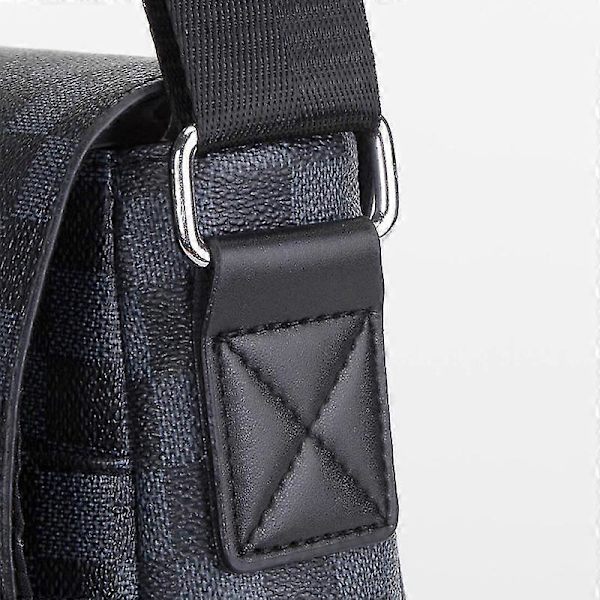 Nahka-ruudullinen olkalaukku Black
