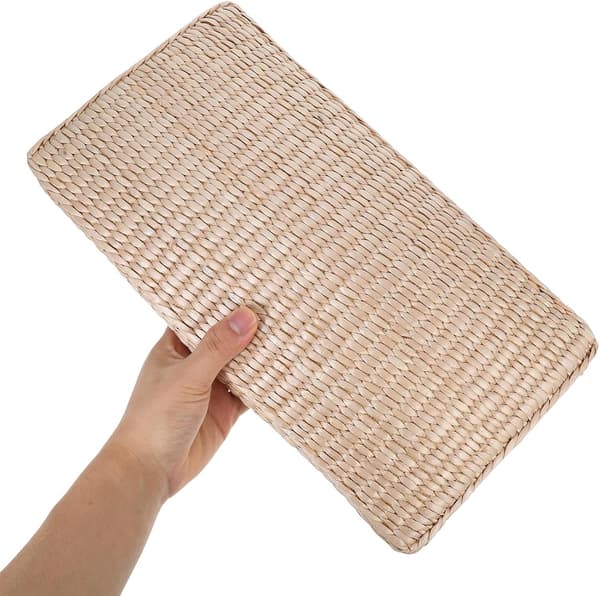 Rush Straw Cervical Pillow Sommarkudde formar sig efter huvudformen Bekväm sömnupplevelse