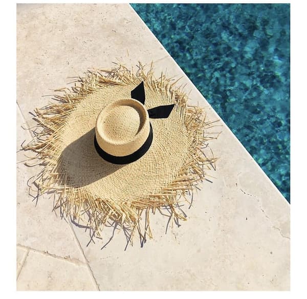 Håndstrikket Raffia Hat med Pelsbræt - Solhat til kvinder