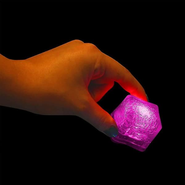 Lysende LED-isbiter (12)