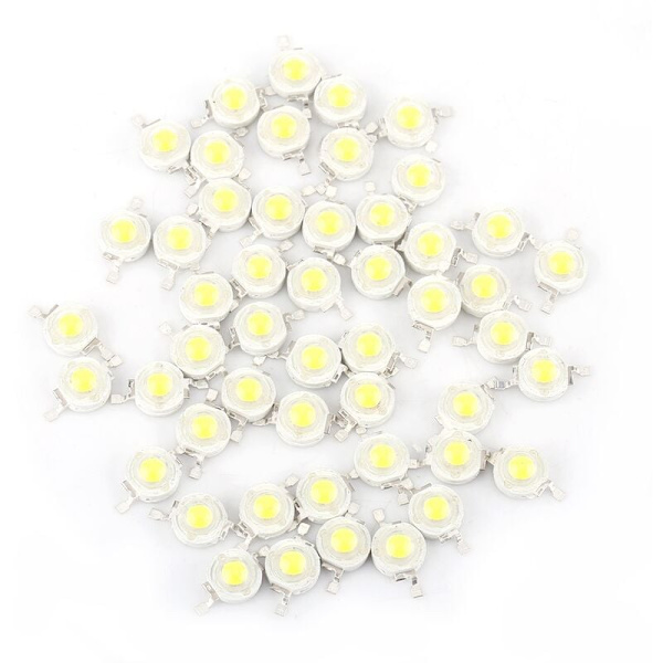50 st SMD 1W LED-lampor Chip Hem Floodlight Spotlight Hög Effekt Kallt Vitt