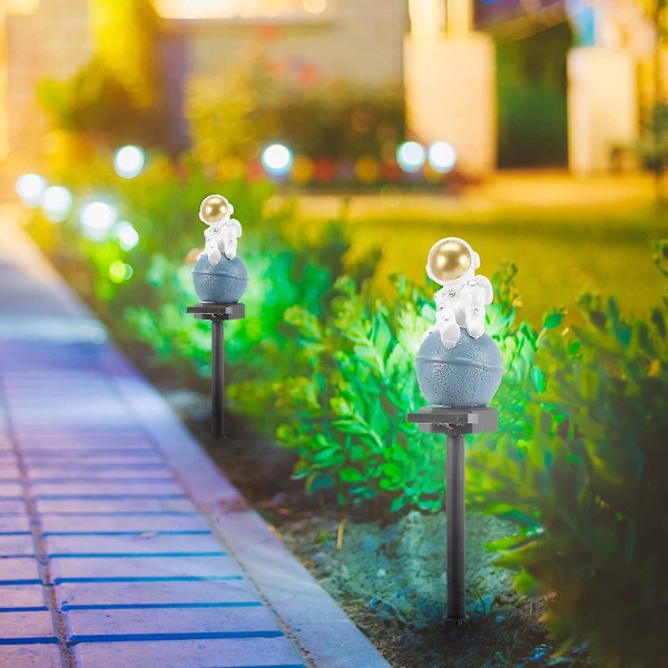 Solar Astronaut Garden Stake Light, Astronaut Figurine -ruohonlamppu, ulkovalaisin puutarhan nurmikolle (B)