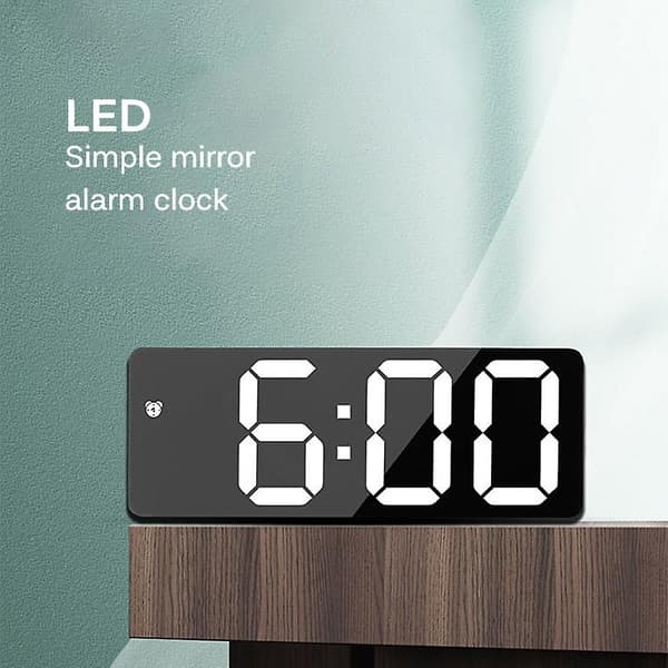 0,98\" x 6,29\" LED-väckarklocka (svart)