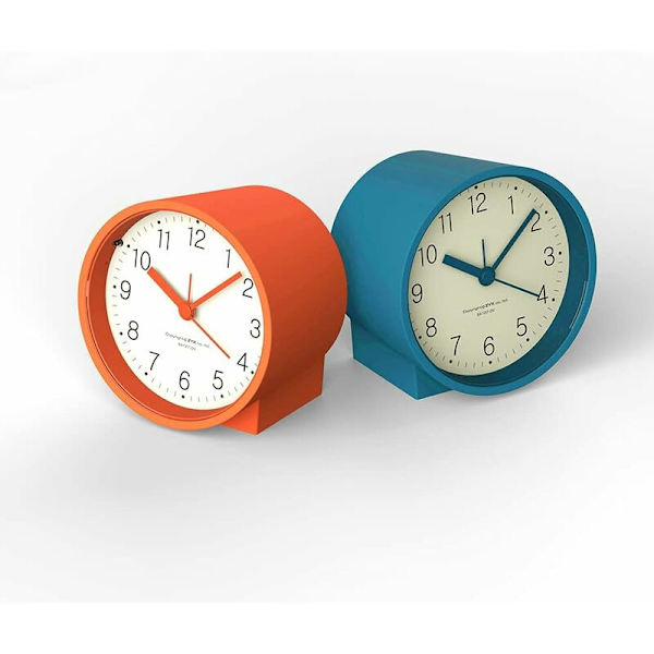 Batteridriven analog väckarklocka, tyst, icke-tickande, ökande pip, snooze (orange)