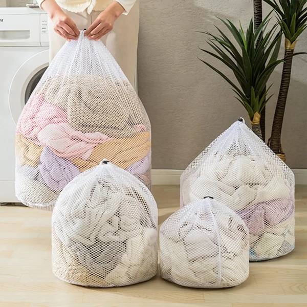 4-pack tvättnätpåsar för tvättmaskin, olika storlekar med snörstopp