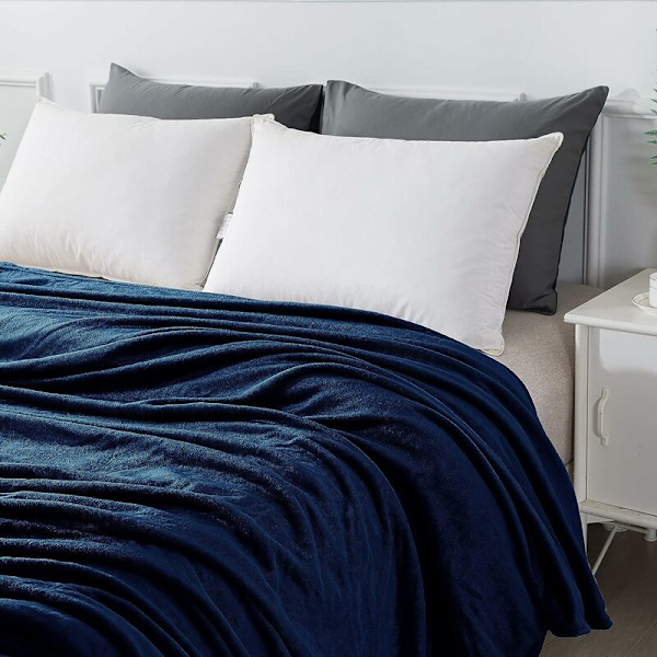 Mysig filt, fluffig fleecefilt, mjuk och varm för säng, soffa, mysig filt sofffilt, 150x200cm, marinblå