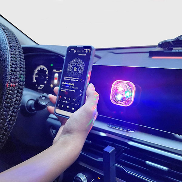 Mini discopallo valaisin tunnelmavalo rannekoru ääniaktivoitu led-lavalaisin kello huonekoristeluun, autoon, syntymäpäivään (pinkki)