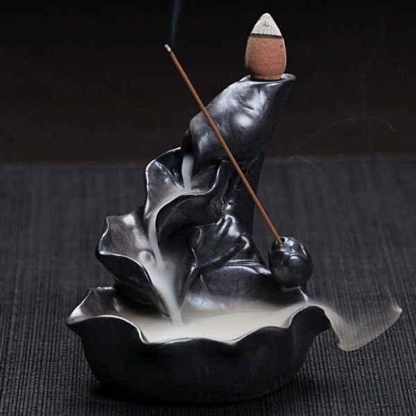 MODOU - Backflow rökelsebrännare gjord av svart lotusbladskeramik