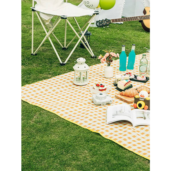Picknickfilt, campingfilt, strandfilt, 100 x 150 cm, vattentät, snabbtorkande, hopfällbar, picknickfilt (gul)