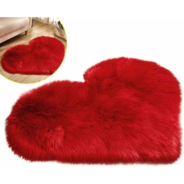 Plyschmatta - hjärtformad - shag fluffig och mjuk - perfekt för vardagsrum och sovrum eller som present till kvinnor och tjejer - 40 x 50 cm - röd - MODOU