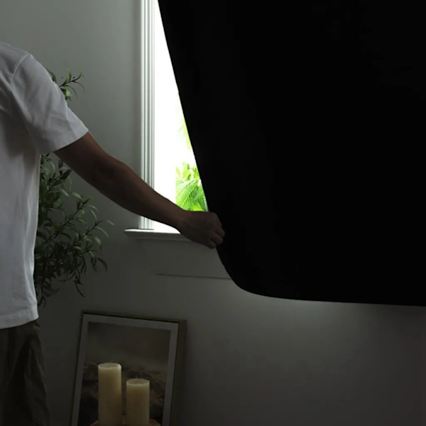 150x200cm Ljusgrå mörkläggningsväv med termisk beläggning för fönster, 100% mörkläggning