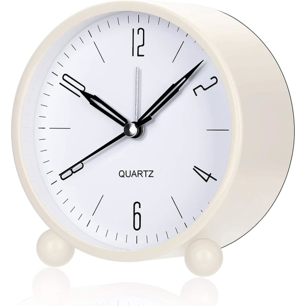 Analog väckarklocka utan tickande - 4 tums stor urtavla med nattlampa, analog kvartsväckarklocka med högt alarm, tyst, batteridriven