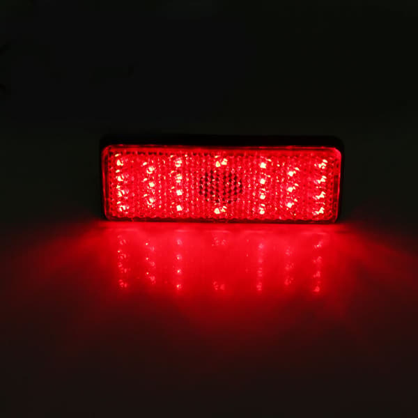 Universal Motorcykel Scooter Moped Rektangulär LED Reflektor Bakljus Bromsljus Röd
