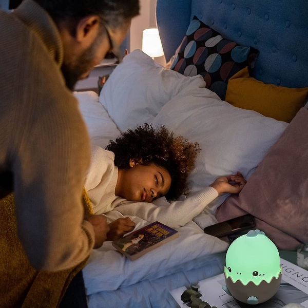 Kannettava lasten yövalo, langaton pieni munalamppu USB ladattava makuuhuoneen pehmeä valo, joululahjaidea syntymälle ja tulevalle äidille (vihreä)