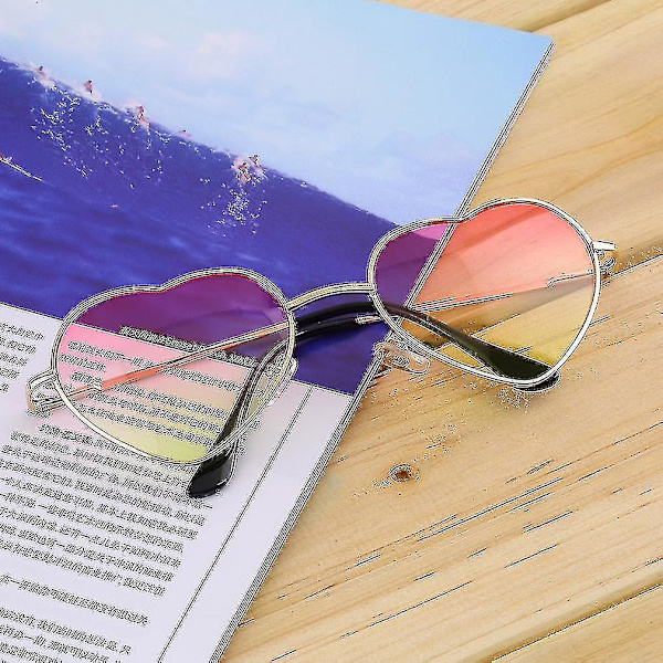 Hjärtformade solglasögon för kvinnor, solglasögon med anti-UV 400-legering